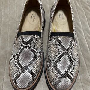Clarks Women's Snakeskin Pattern Loafers